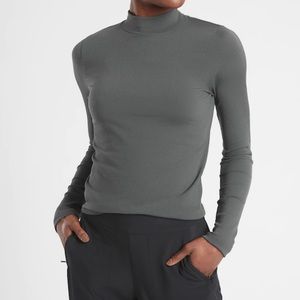 🆕 Athleta Renew Mock Neck Top